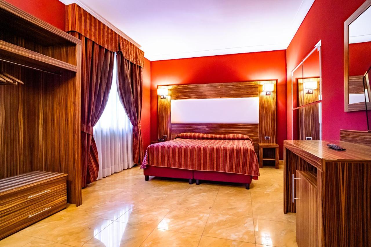 Marcantonio Hotel Giugliano In Campania Ngoại thất bức ảnh