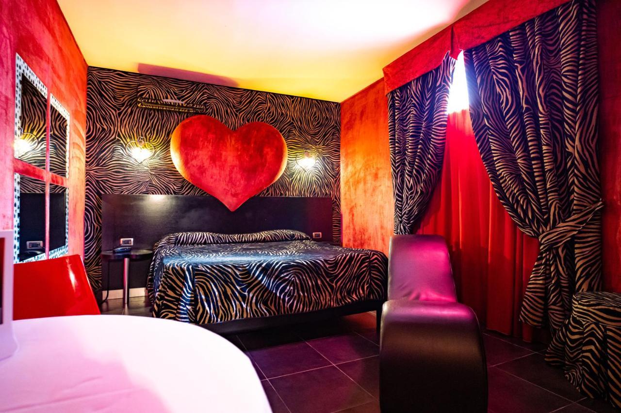 Marcantonio Hotel Giugliano In Campania Ngoại thất bức ảnh